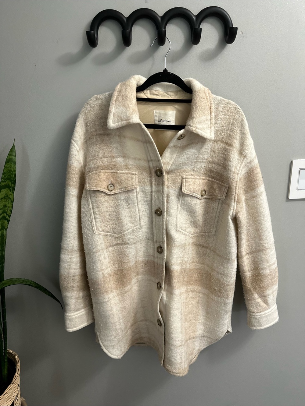 Aritzia Cream and Tan Plaid Button-Up Jacket